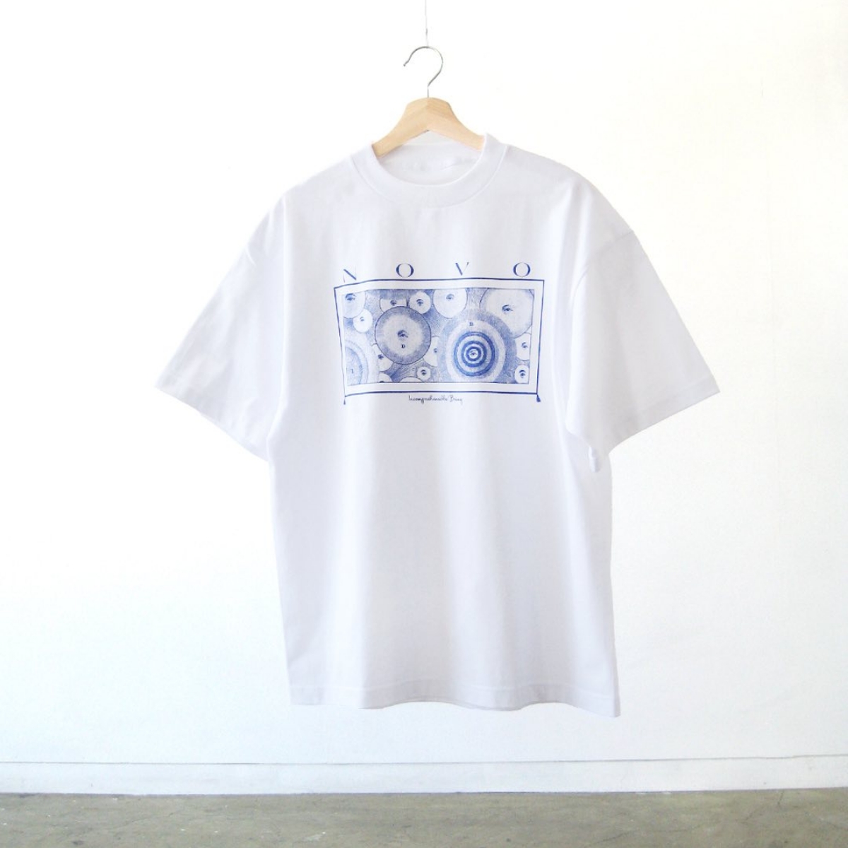 T-shirt03